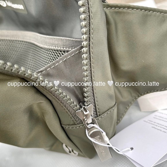 💚NWT💚Lululemon Athletica Everywhere Belt Bag Large in ‘Grey Sage’ - Picture 7 of 15